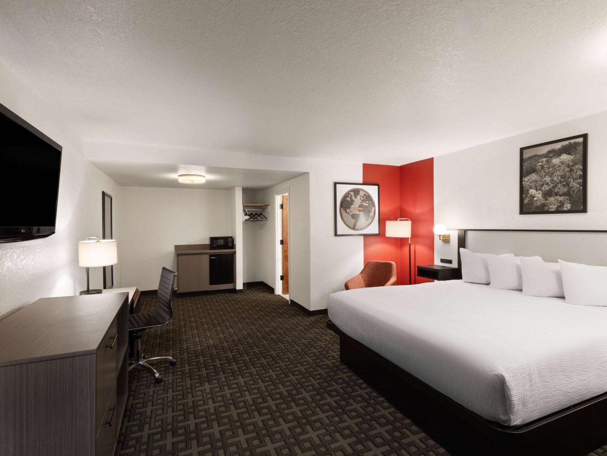 Ramada By Wyndham Elko Hotel At Stockmen'S Casino Exterior foto
